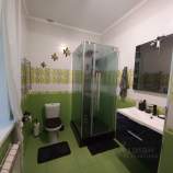 Купить дом на участке соток Московская область, Чехов муниципальный округ, Земляничное ТСН, ул. Новомосковская Купить дом на участке соток , фотография 9