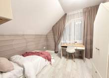 Купить дом на участке соток Московская область, Чехов, Московская обл., муниципальный округ Чехов, д. Баранцево, КП Швейцарская долина Купить дом на участке соток , фотография 9