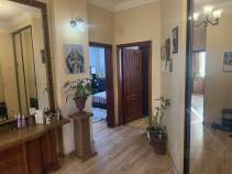 Цена на 4-комнатную квартиру , фотография 1