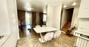 Продажа недвижимости Московская область, Домодедово, Московская обл., г.о. Домодедово, с. Домодедово, коттеджный пос. Медная Подкова, 82 Цена на дом на участке соток , фотография 1