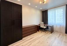 Купить 3-комнатную квартиру , фотография 9