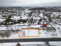 Продажа недвижимости Московская область, Чехов, Московская обл., муниципальный округ Чехов, д. Еськино Цена на участок 10.5 соток , фотография 1